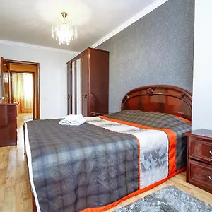  Апартаменты Two Bedroom On Syganak Street 64-1